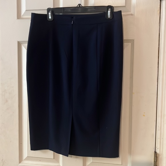 Ann Taylor navy blue pencil skirt - Picture 2 of 5